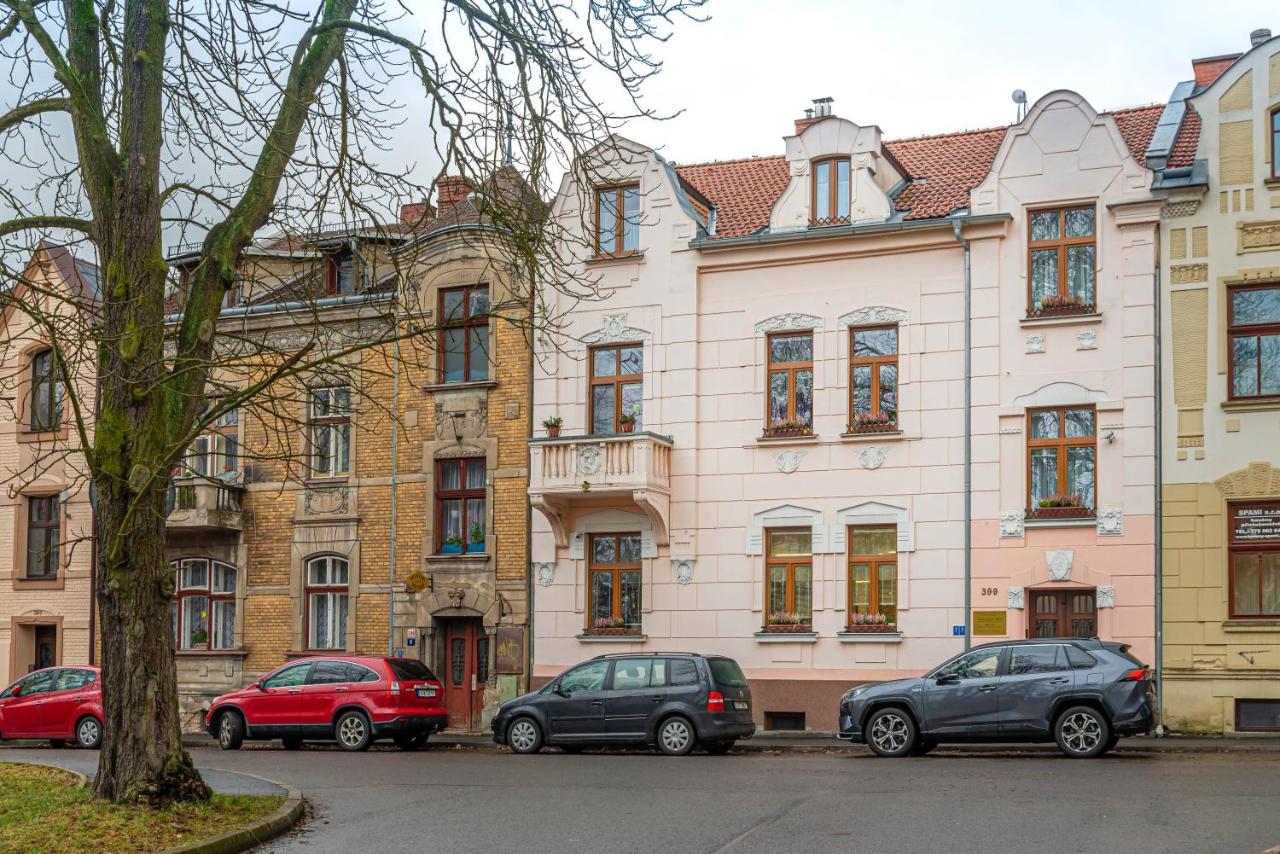 Nadstandardni Luxusni Apartman V Centru Ceske Lipy Česká Lípa Eksteriør bilde